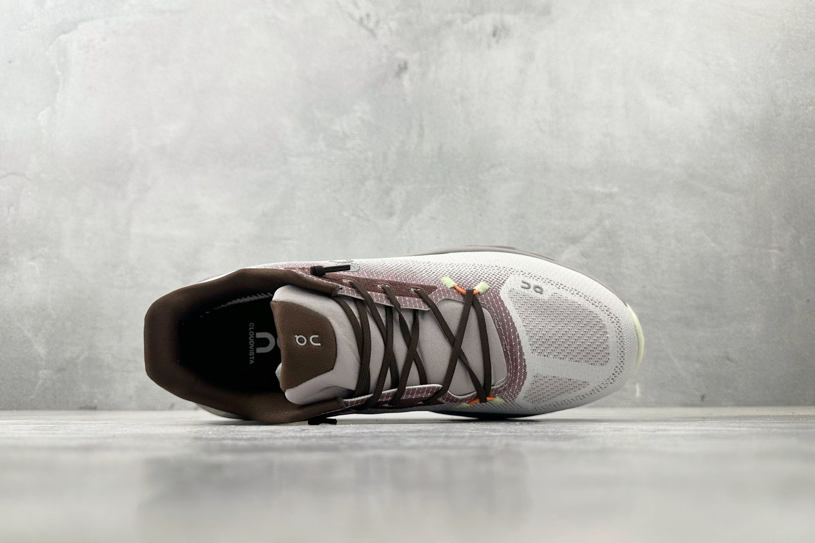 210 On昂跑 Cloudtilt 系列 白褐 3WE1005