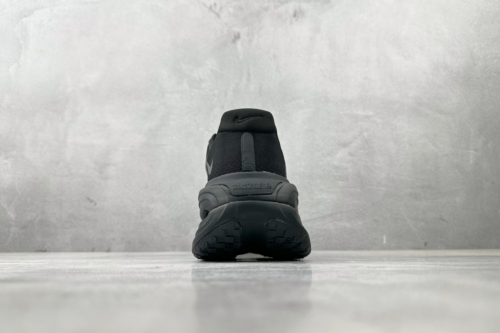 Nike Vomero Vomero Premium 黑色 HQ2050-735