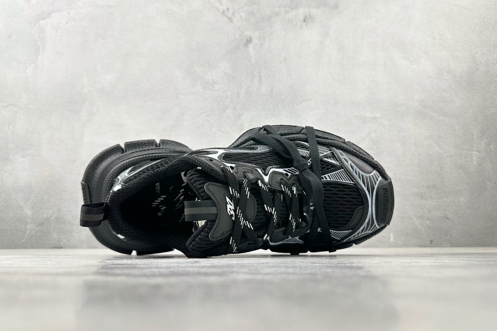 250 Balenciaga巴黎世家 3XL 黑白 734731W3XL1-Chinese UA Cheap High Quatity Brand Clothes Bags handbags Sneakers wholesale wholesaler seller from China Factory suppliers Fashion Clothing Shoes best Quality Beautiful Price 250 Balenciaga巴黎世家 3XL 黑白 734731W3XL1