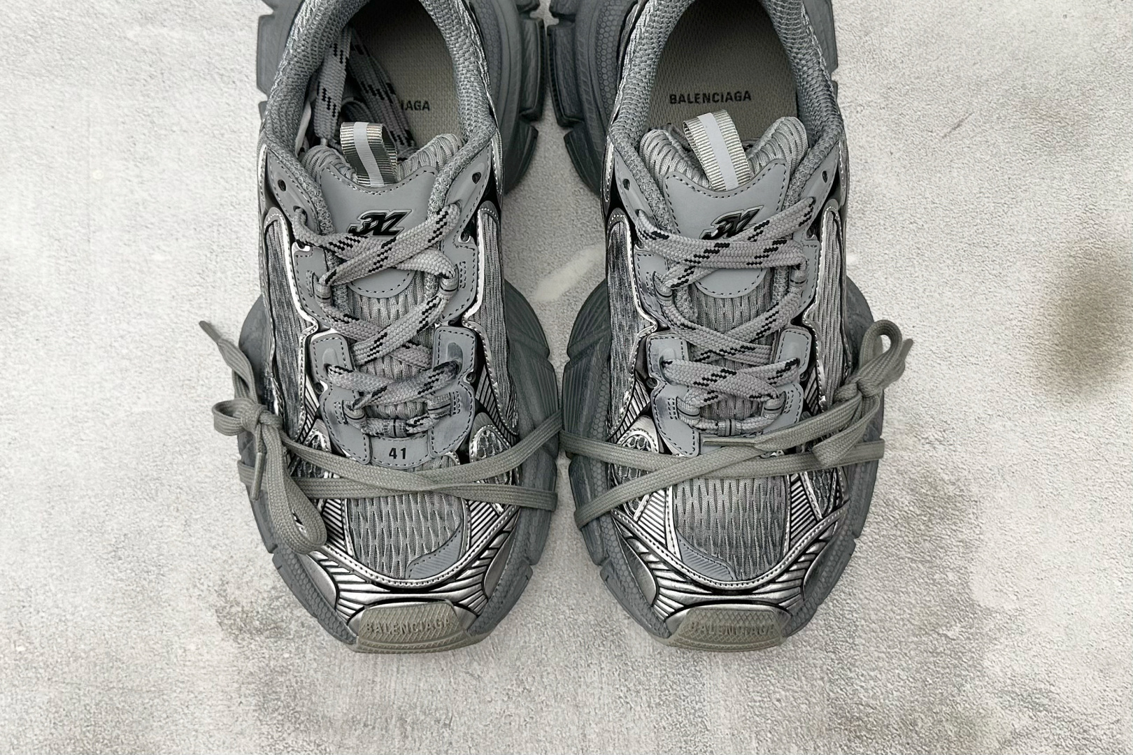 250 Balenciaga巴黎世家 3XL 银灰 734734Ｗ3XL1