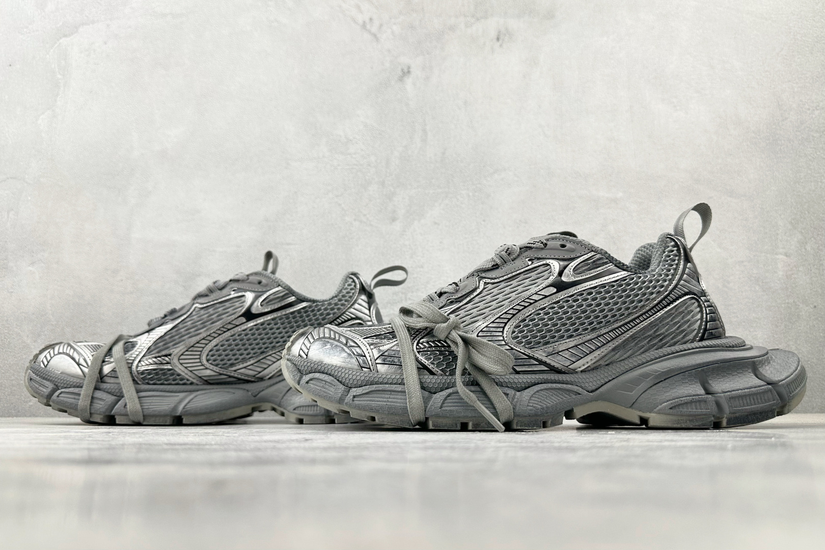 250 Balenciaga巴黎世家 3XL 银灰 734734Ｗ3XL1