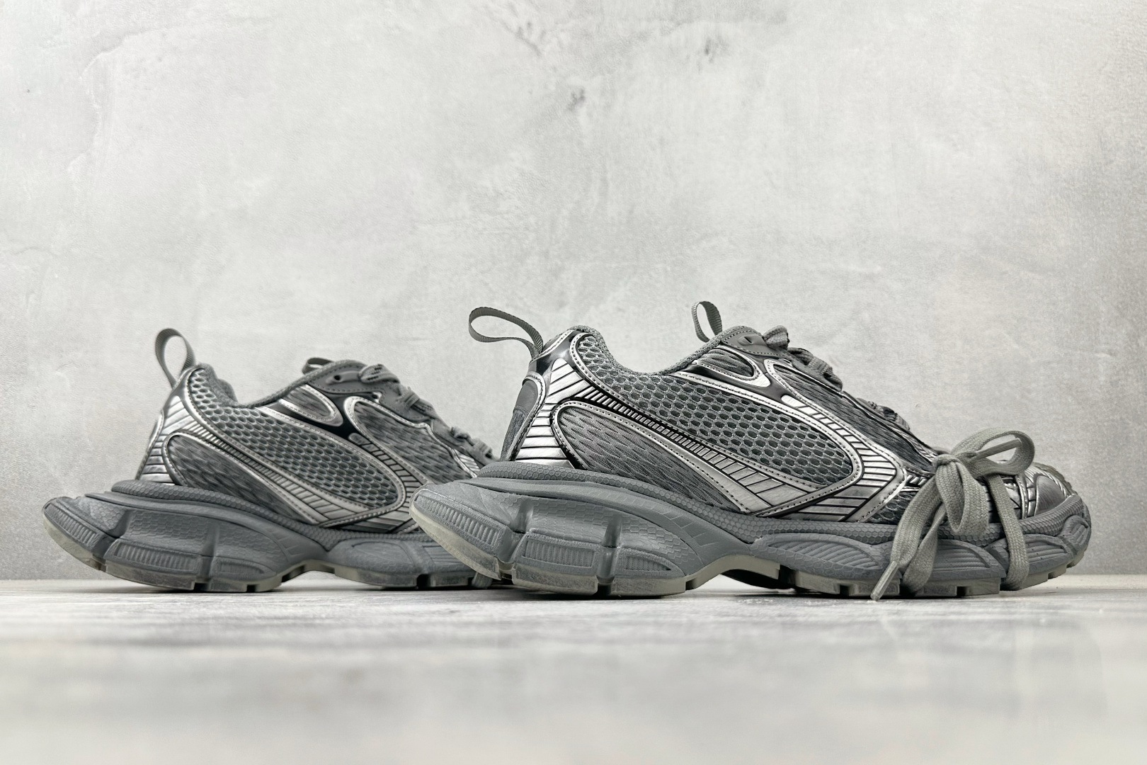 250 Balenciaga巴黎世家 3XL 银灰 734734Ｗ3XL1