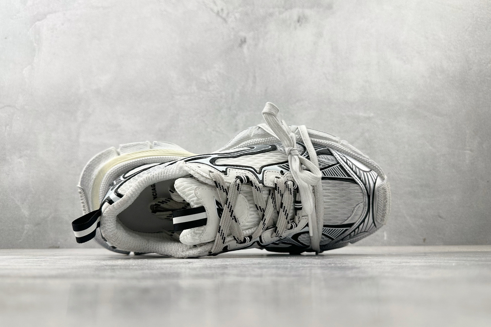 250 Balenciaga巴黎世家 3XL 灰白色 734731W3XL4