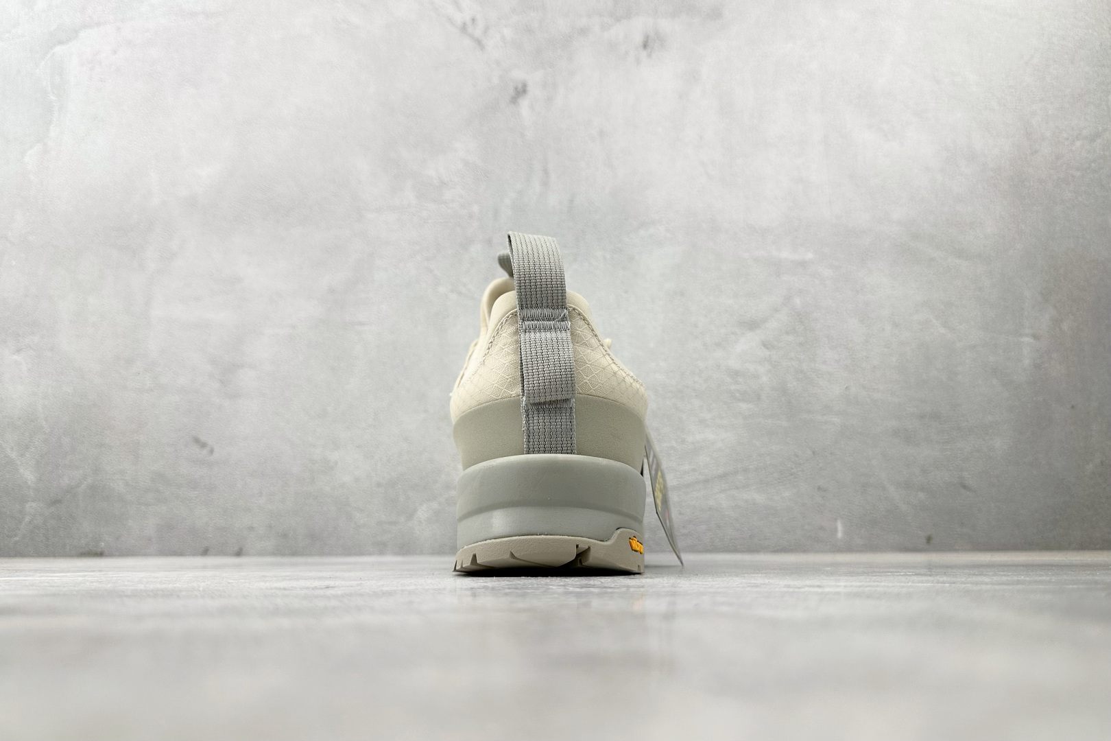 240 北面THE NORTH FACE GLENCLYFFE 灰色 NS94R42K