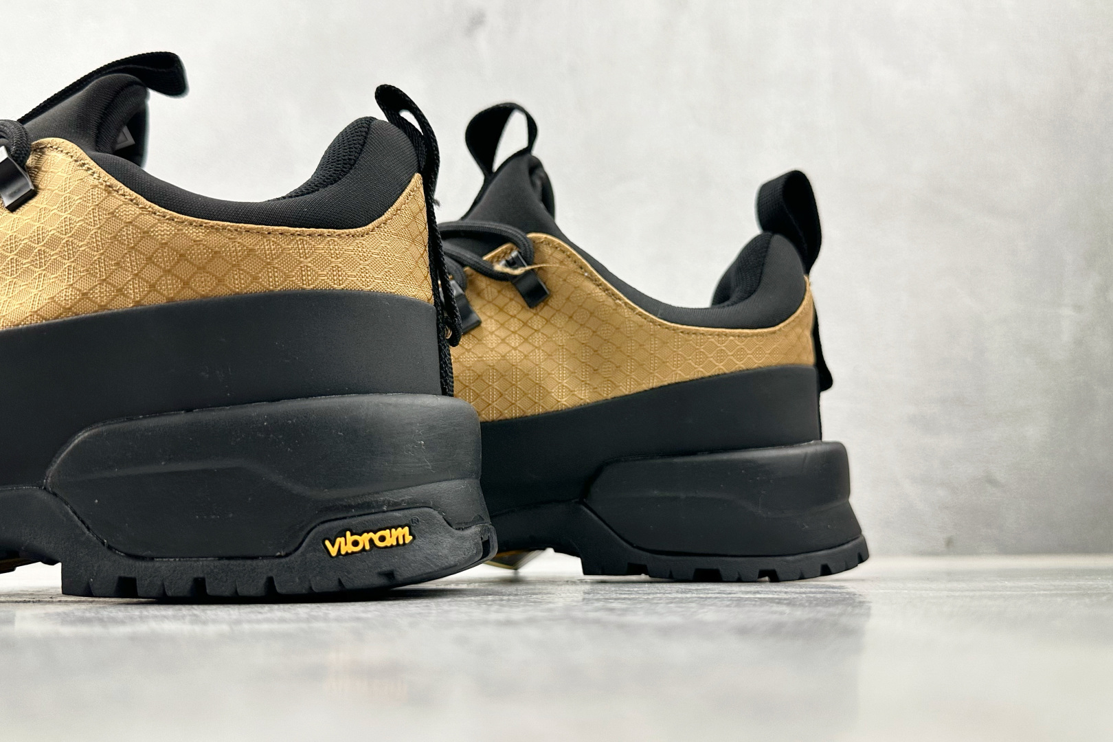 240 北面THE NORTH FACE GLENCLYFFE 棕黑 NF0A817B-KOM