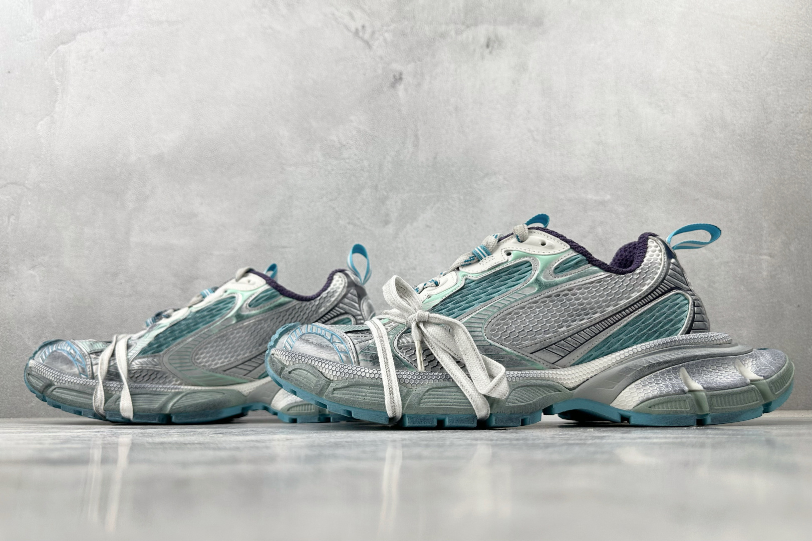 250 Balenciaga巴黎世家 3XL 灰蓝色 734731W3XL5