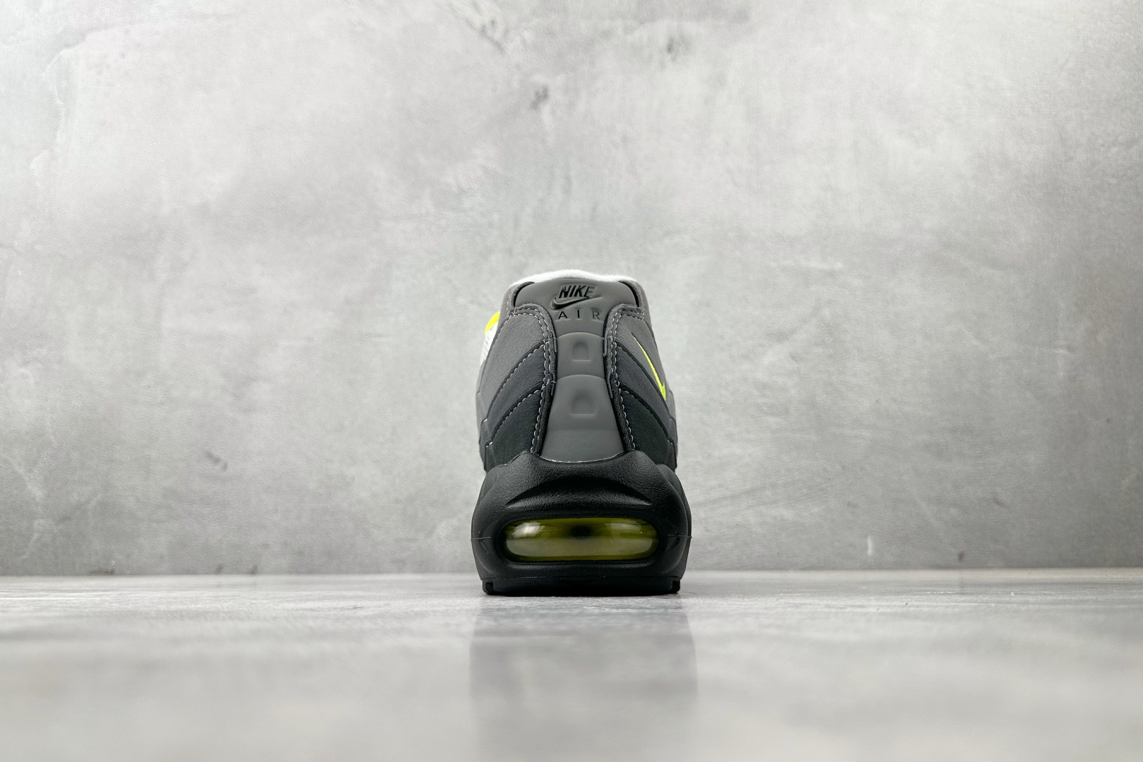 顶级 完美复刻 Nike Air 95 黑绿 747137-170