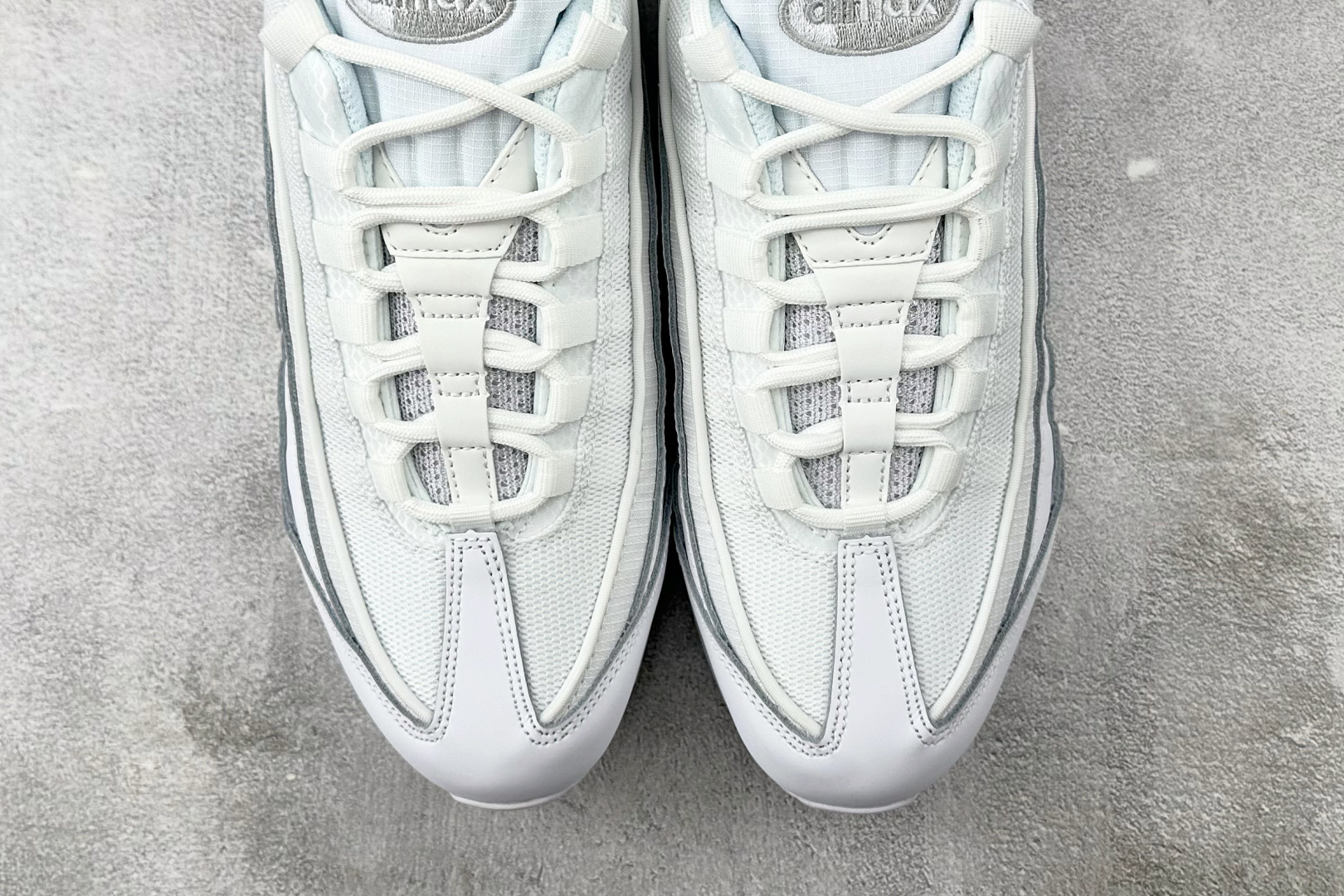 顶级 完美复刻 Nike Air 95 白 DH8015-100-莆田鞋,莆田鞋货源,高仿鞋,高仿鞋货源,安福档口,莆田高仿鞋,莆田鞋批发,高仿鞋批发,莆田高仿运动鞋,高仿运动鞋,莆田运动鞋 顶级 完美复刻 Nike Air 95 白 DH8015-100