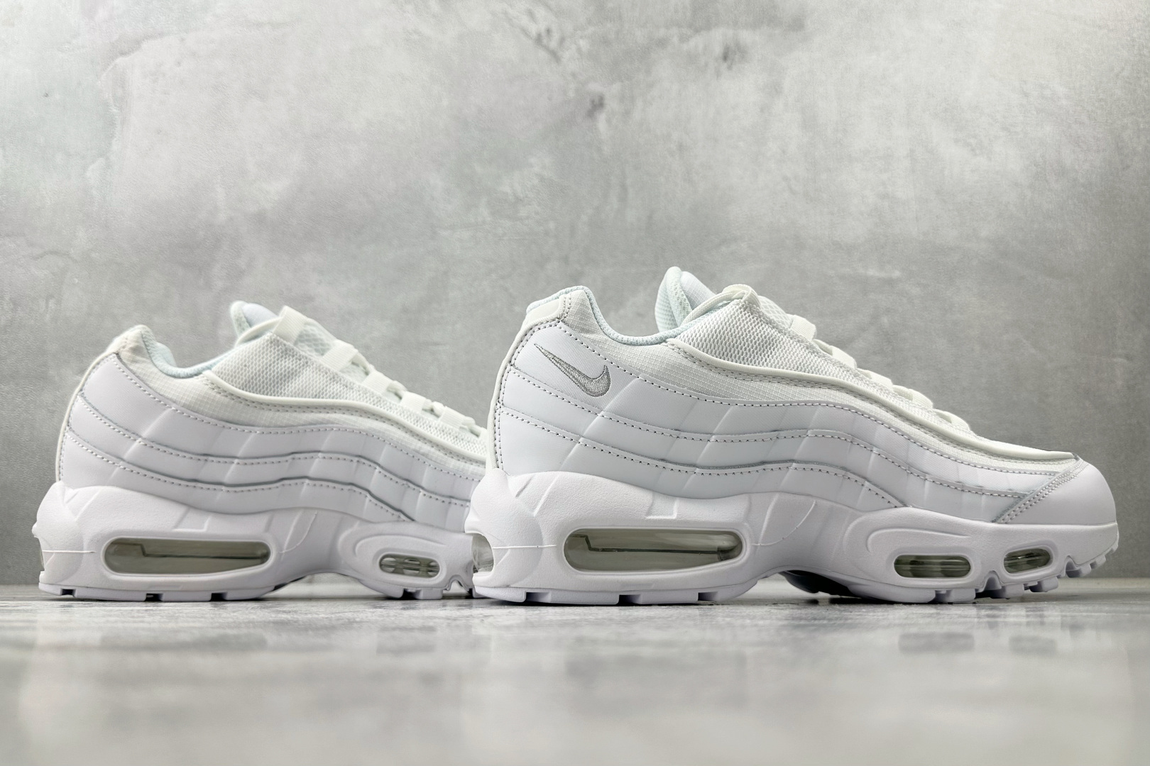 顶级 完美复刻 Nike Air 95 白 DH8015-100-莆田鞋,莆田鞋货源,高仿鞋,高仿鞋货源,安福档口,莆田高仿鞋,莆田鞋批发,高仿鞋批发,莆田高仿运动鞋,高仿运动鞋,莆田运动鞋 顶级 完美复刻 Nike Air 95 白 DH8015-100