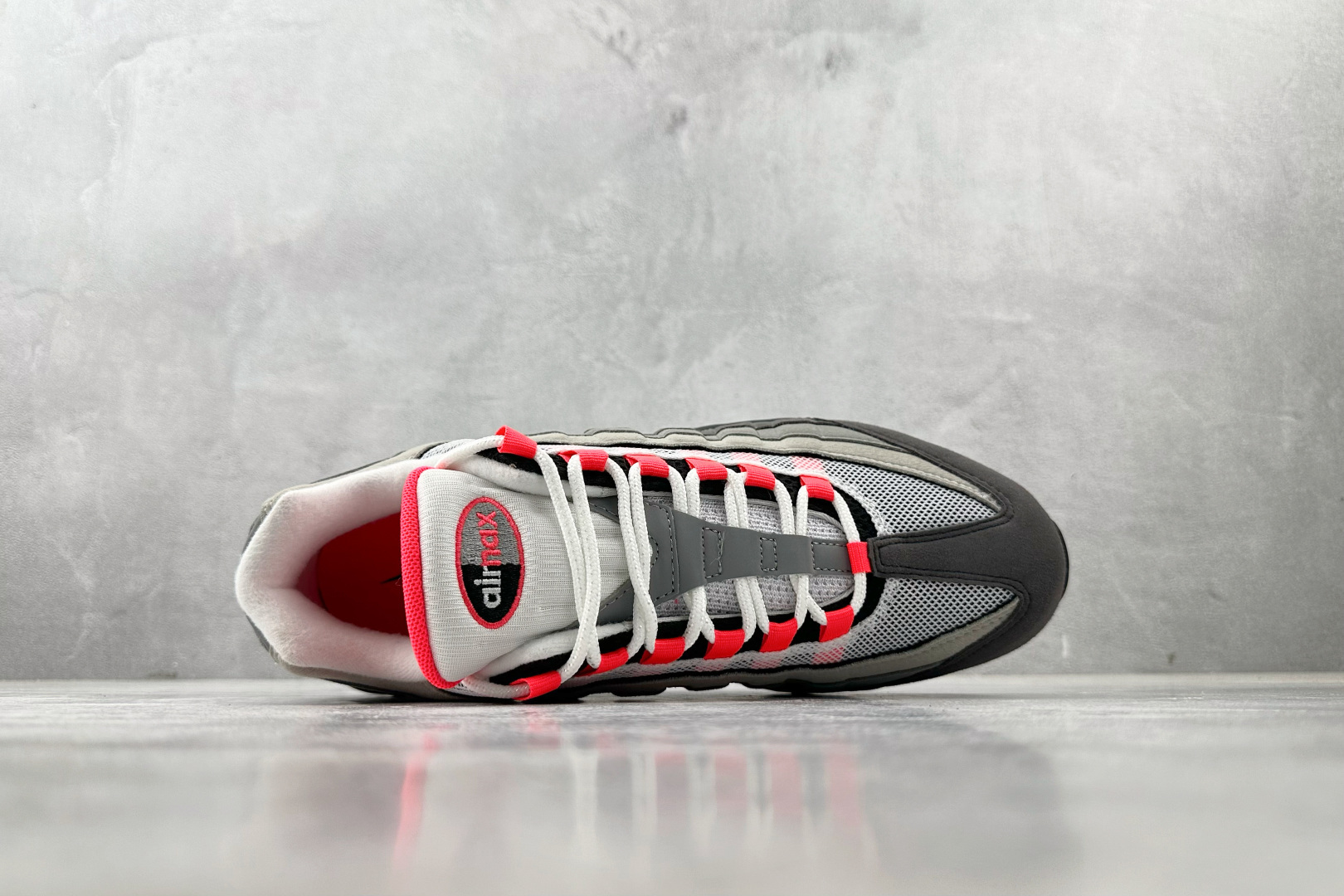 顶级 完美复刻 Nike Air 95 黑白红 AT2865-100-莆田鞋,莆田鞋货源,高仿鞋,高仿鞋货源,安福档口,莆田高仿鞋,莆田鞋批发,高仿鞋批发,莆田高仿运动鞋,高仿运动鞋,莆田运动鞋 顶级 完美复刻 Nike Air 95 黑白红 AT2865-100