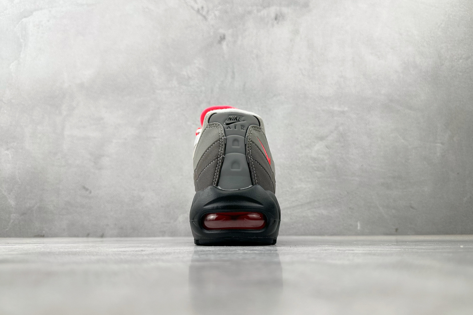 顶级 完美复刻 Nike Air 95 黑白红 AT2865-100-莆田鞋,莆田鞋货源,高仿鞋,高仿鞋货源,安福档口,莆田高仿鞋,莆田鞋批发,高仿鞋批发,莆田高仿运动鞋,高仿运动鞋,莆田运动鞋 顶级 完美复刻 Nike Air 95 黑白红 AT2865-100