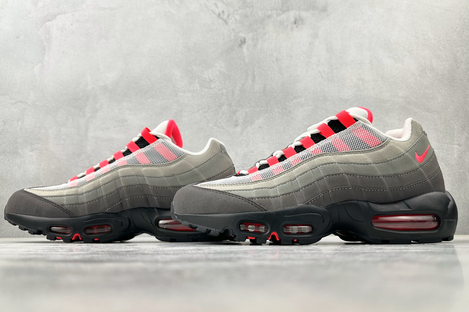 顶级 完美复刻 Nike Air 95 黑白红 AT2865-100-莆田鞋,莆田鞋货源,高仿鞋,高仿鞋货源,安福档口,莆田高仿鞋,莆田鞋批发,高仿鞋批发,莆田高仿运动鞋,高仿运动鞋,莆田运动鞋 顶级 完美复刻 Nike Air 95 黑白红 AT2865-100