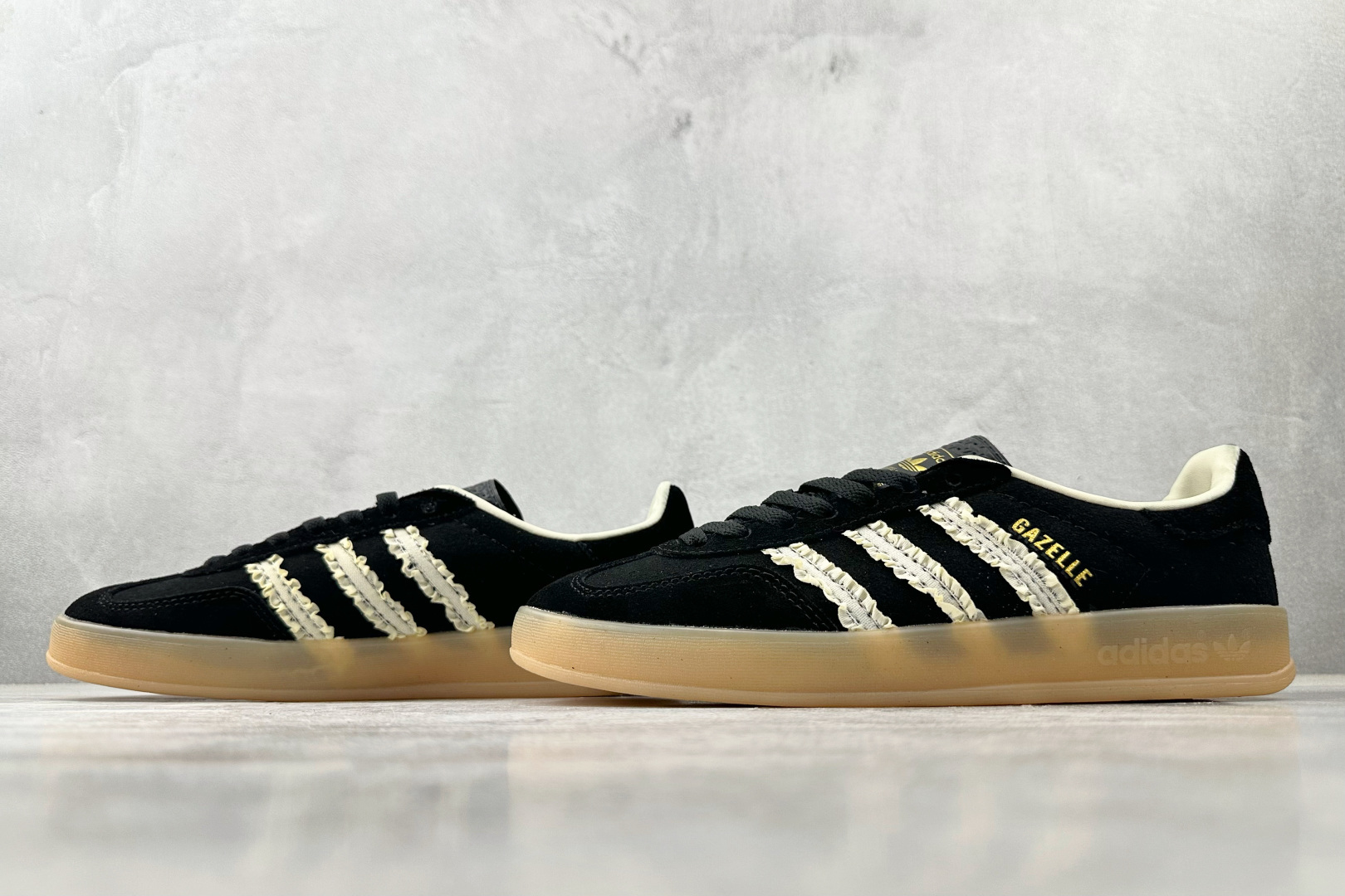 160 出口订单 adidas originals GAZELLE INDOOR 黑色 JS1412-Chinese UA Cheap High Quatity Brand Clothes Bags handbags Sneakers wholesale wholesaler seller from China Factory suppliers Fashion Clothing Shoes best Quality Beautiful Price 160 出口订单 adidas originals GAZELLE INDOOR 黑色 JS1412