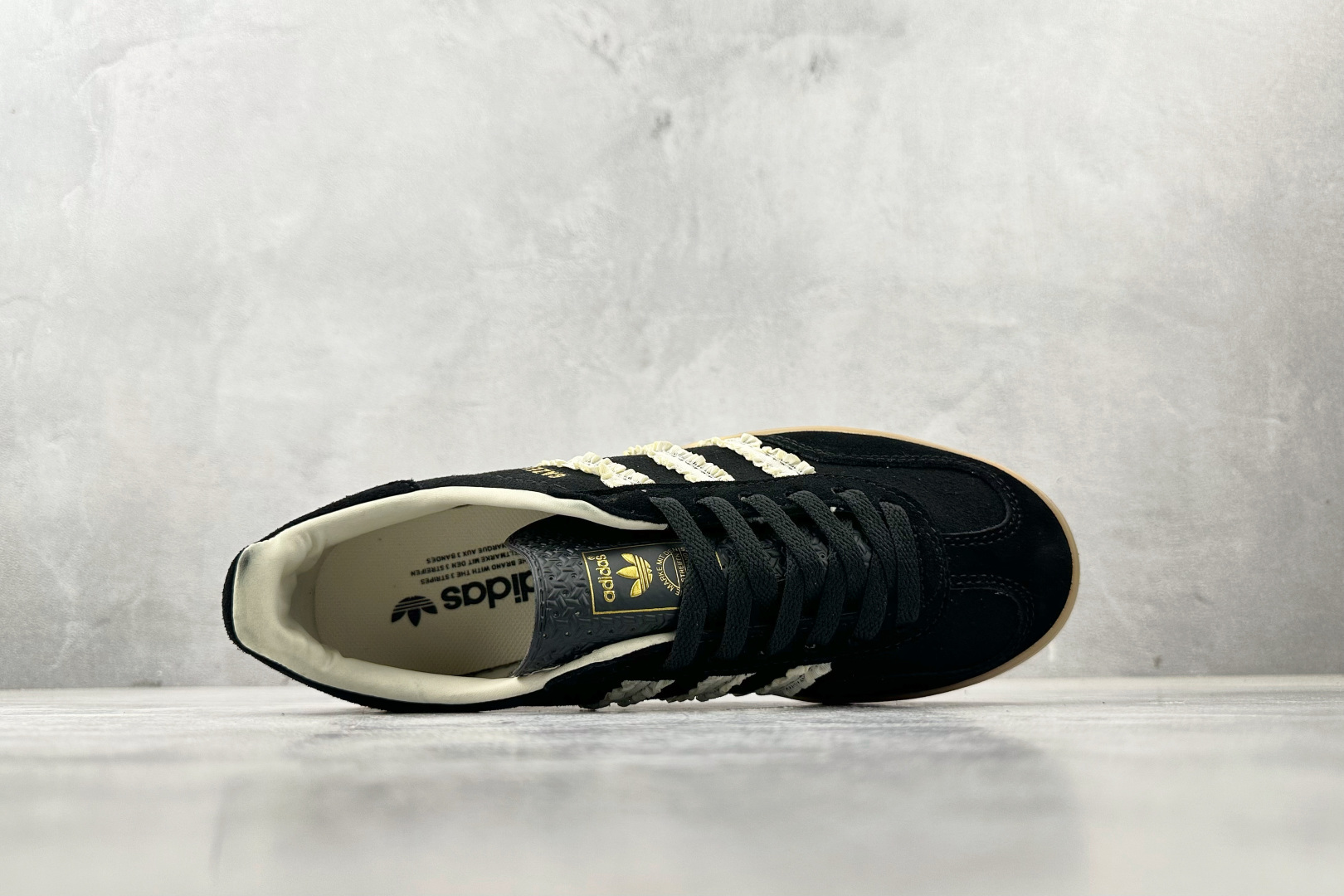 160 出口订单 adidas originals GAZELLE INDOOR 黑色 JS1412-Chinese UA Cheap High Quatity Brand Clothes Bags handbags Sneakers wholesale wholesaler seller from China Factory suppliers Fashion Clothing Shoes best Quality Beautiful Price 160 出口订单 adidas originals GAZELLE INDOOR 黑色 JS1412