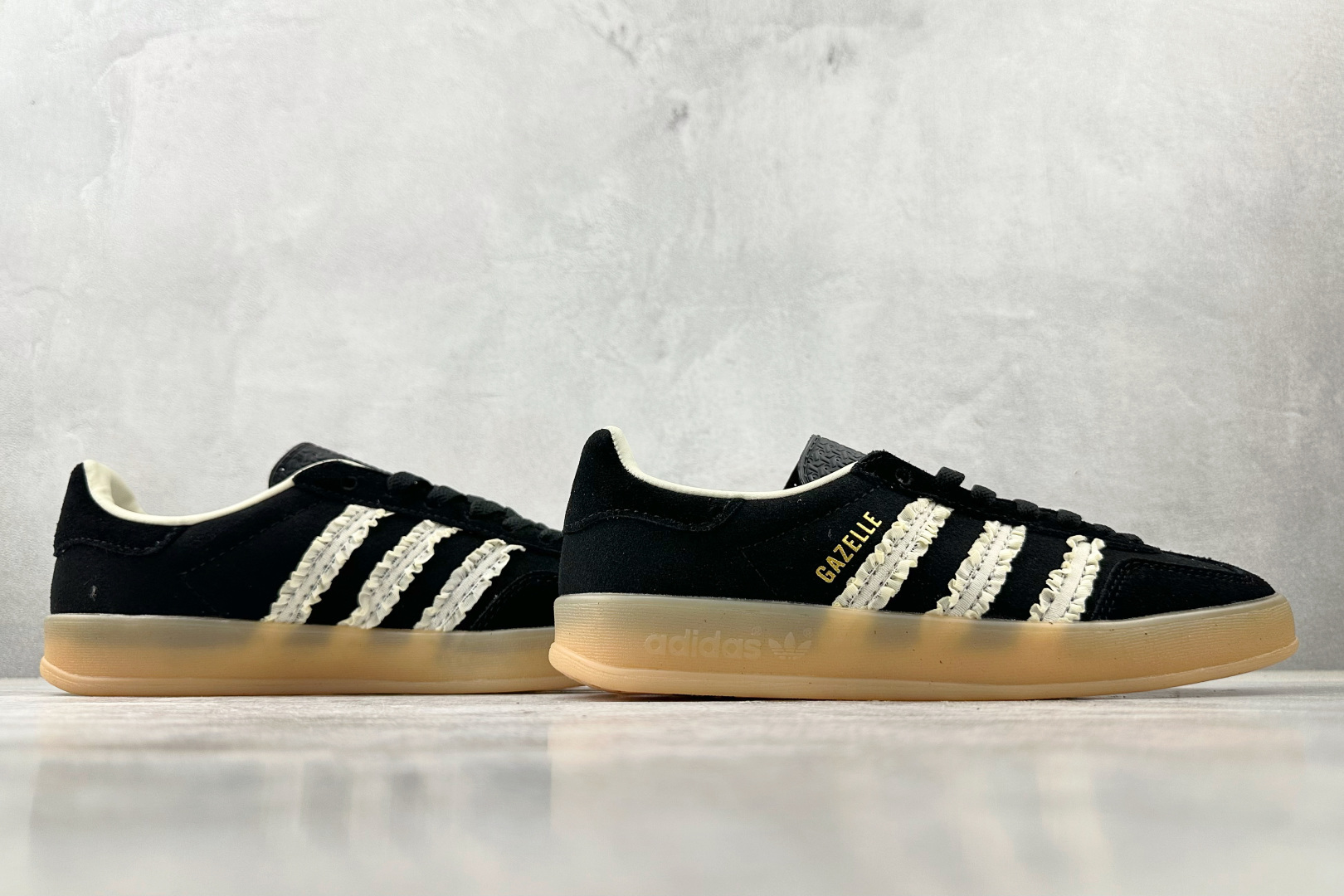 160 出口订单 adidas originals GAZELLE INDOOR 黑色 JS1412-Chinese UA Cheap High Quatity Brand Clothes Bags handbags Sneakers wholesale wholesaler seller from China Factory suppliers Fashion Clothing Shoes best Quality Beautiful Price 160 出口订单 adidas originals GAZELLE INDOOR 黑色 JS1412
