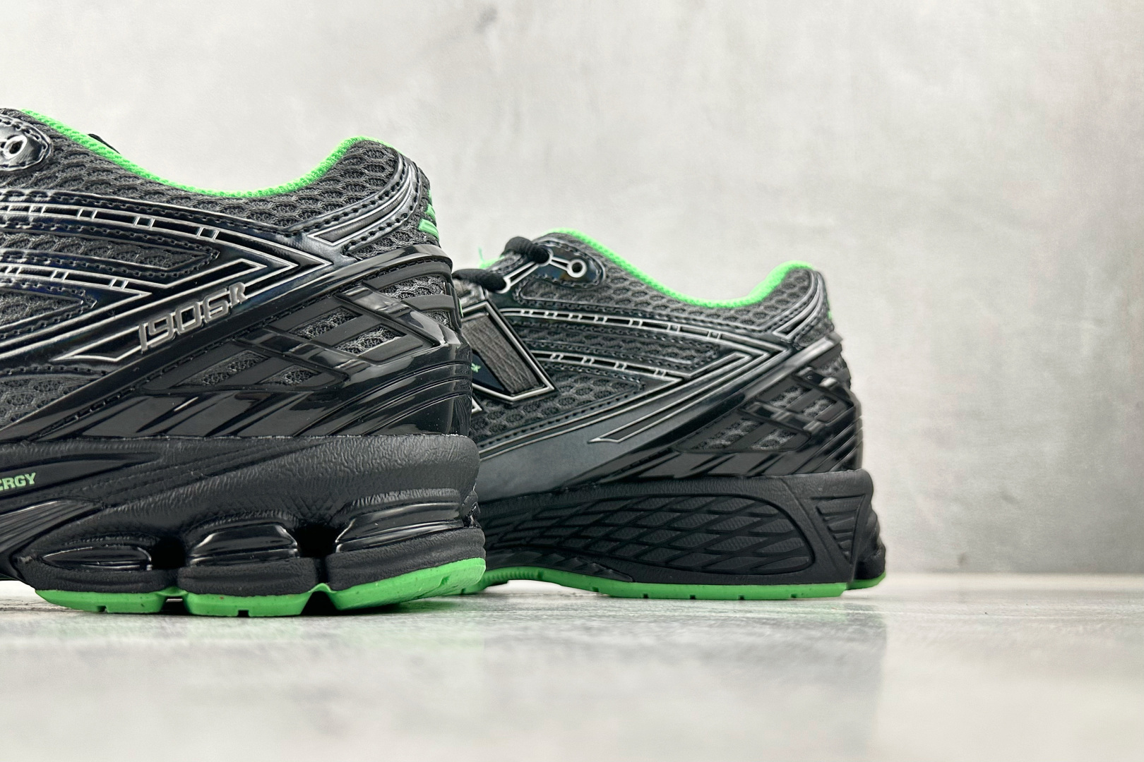 240 大厂出品 New Balance NB 1906R 黑绿 U1906RCT