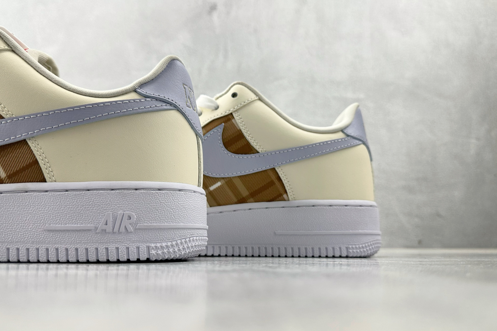 Nike Air Force 1 Low 米棕 IH7352-001-莆田鞋,莆田鞋货源,高仿鞋,高仿鞋货源,安福档口,莆田高仿鞋,莆田鞋批发,高仿鞋批发,莆田高仿运动鞋,高仿运动鞋,莆田运动鞋 Nike Air Force 1 Low 米棕 IH7352-001