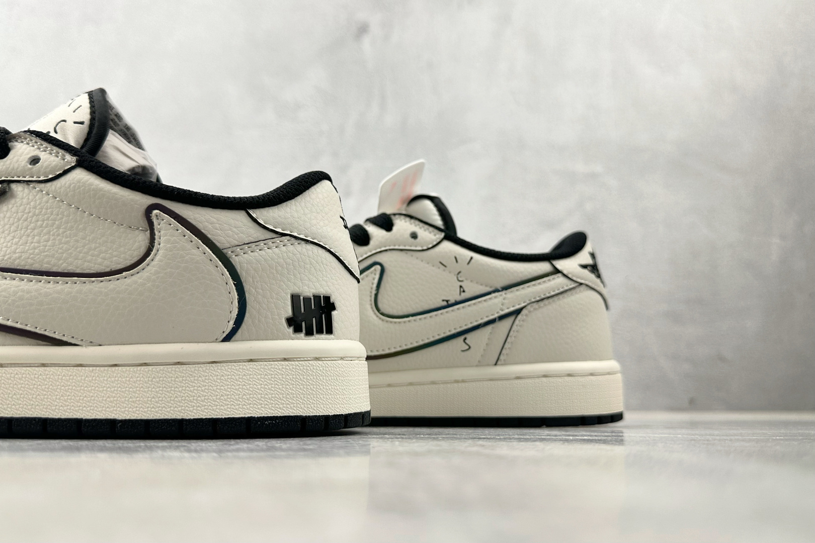 定制 Air Jordan 1 Low ow SP 倒钩 UNDEFEATED 联名 米白黑 DF1845-531