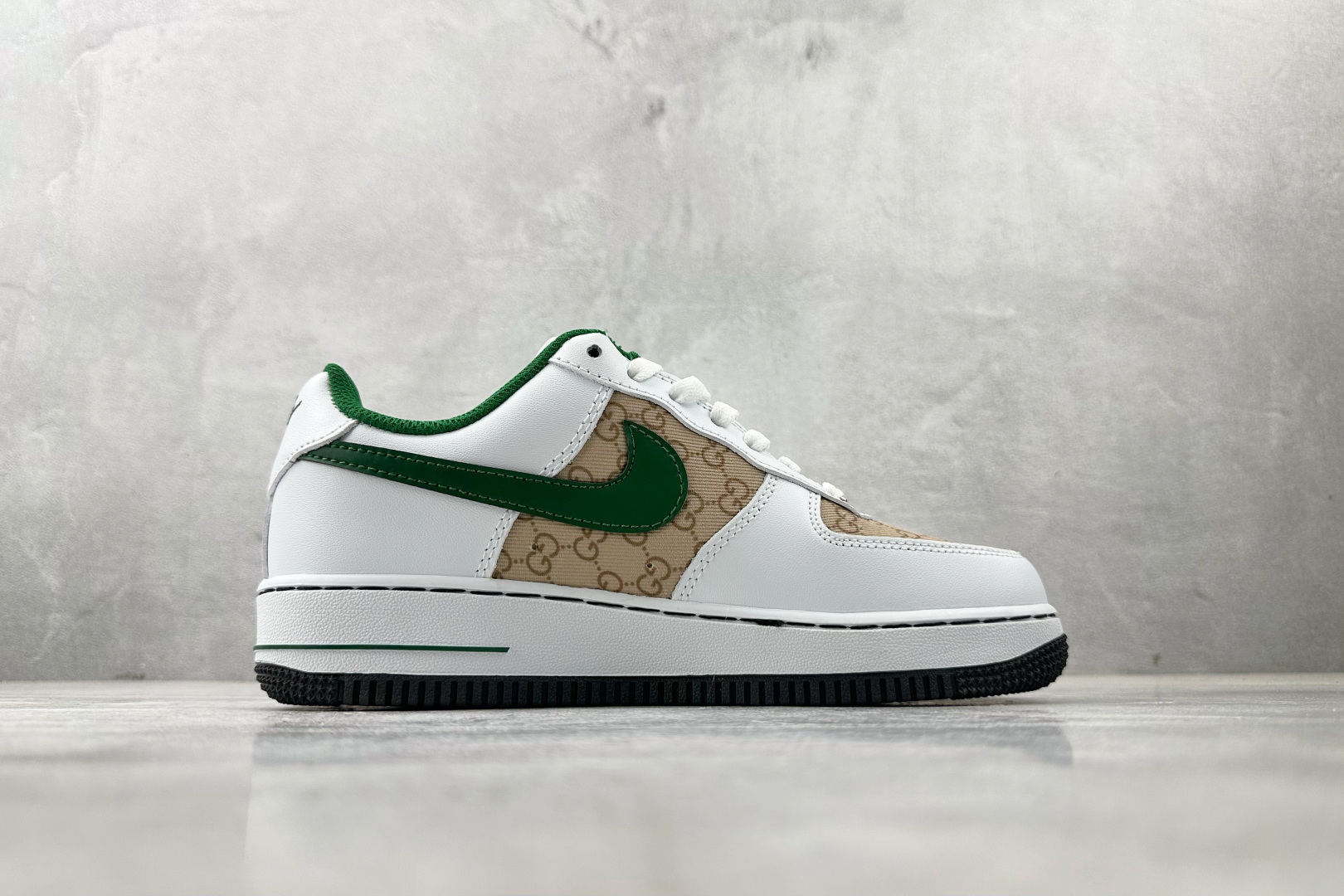 Nike Air Force 1 07 GUCCI 联名 米白绿 AH8462-004