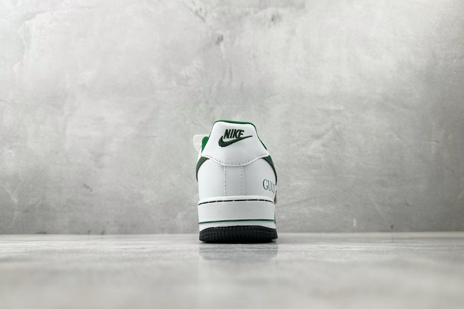 Nike Air Force 1 07 GUCCI 联名 米白绿 AH8462-004