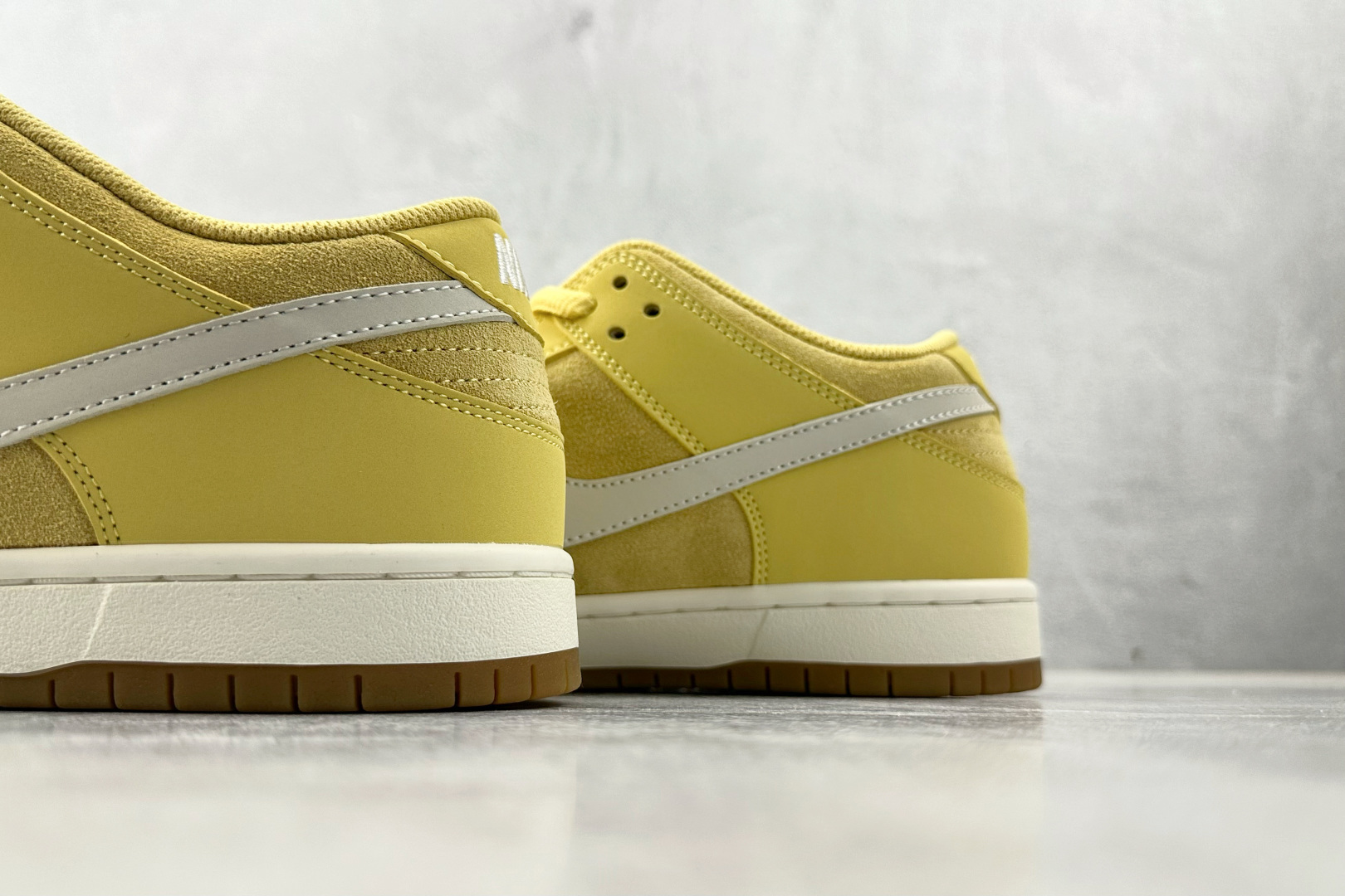 免检版 配色齐全 Nike Dunk SB Orange Label DUNK LOW ISO Saturn Gold 黄白 FJ1674-700