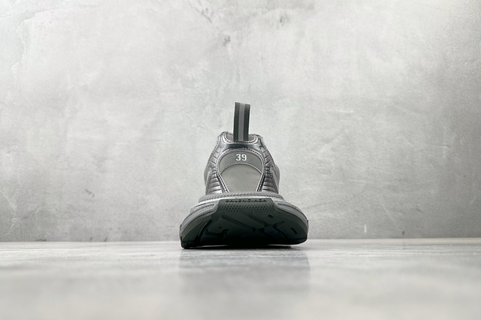 400 代购版 Balenciaga巴黎世家 3XL 灰色 734734W3XNY