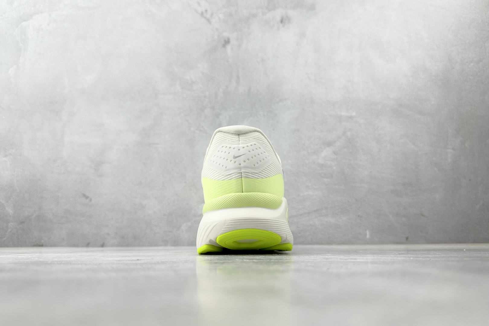 东南亚订单 Nike Zoom Structure 26 白绿色 HJ1101-103-莆田鞋,莆田鞋货源,高仿鞋,高仿鞋货源,安福档口,莆田高仿鞋,莆田鞋批发,高仿鞋批发,莆田高仿运动鞋,高仿运动鞋,莆田运动鞋 东南亚订单 Nike Zoom Structure 26 白绿色 HJ1101-103