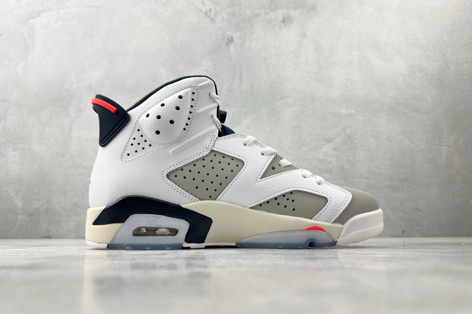 Jordan Air Jordan 6 retro tinker 白红黑 384664-104-莆田鞋,莆田鞋货源,高仿鞋,高仿鞋货源,安福档口,莆田高仿鞋,莆田鞋批发,高仿鞋批发,莆田高仿运动鞋,高仿运动鞋,莆田运动鞋 Jordan Air Jordan 6 retro tinker 白红黑 384664-104