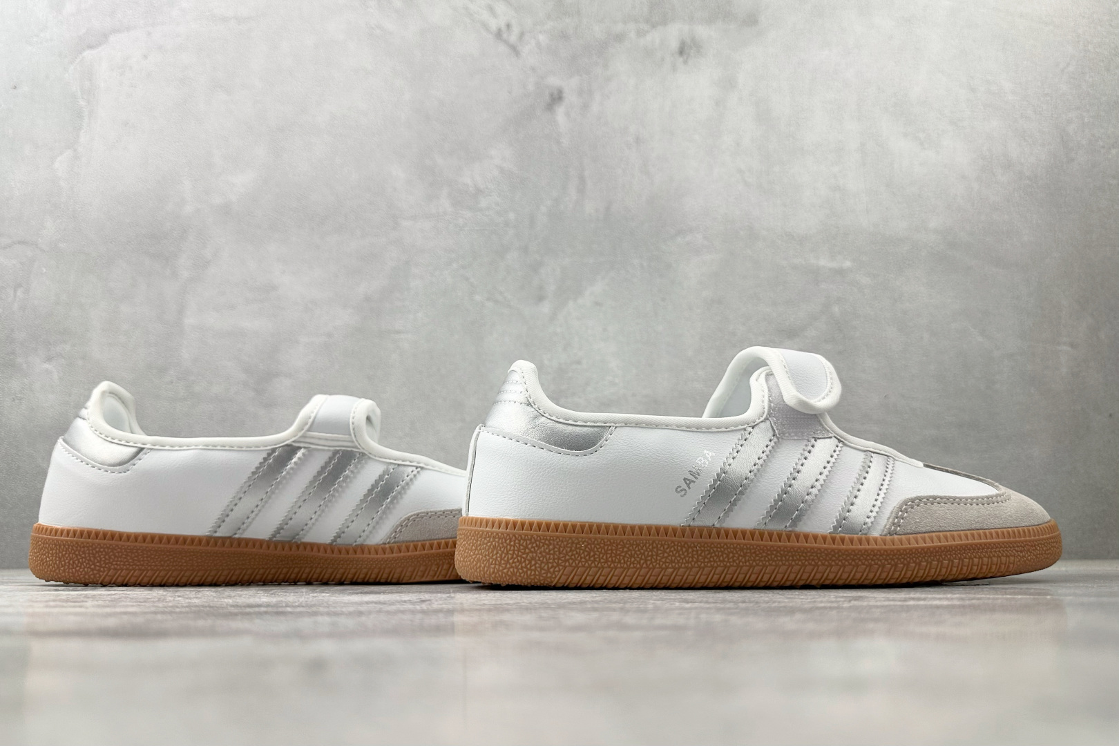 160 出口订单 adidas originals Samba Jane 白色 KJ3785