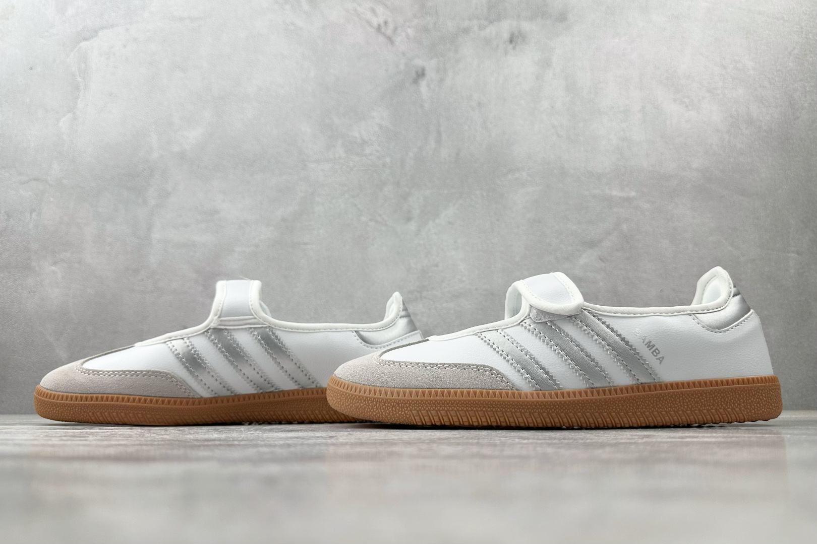 160 出口订单 adidas originals Samba Jane 白色 KJ3785