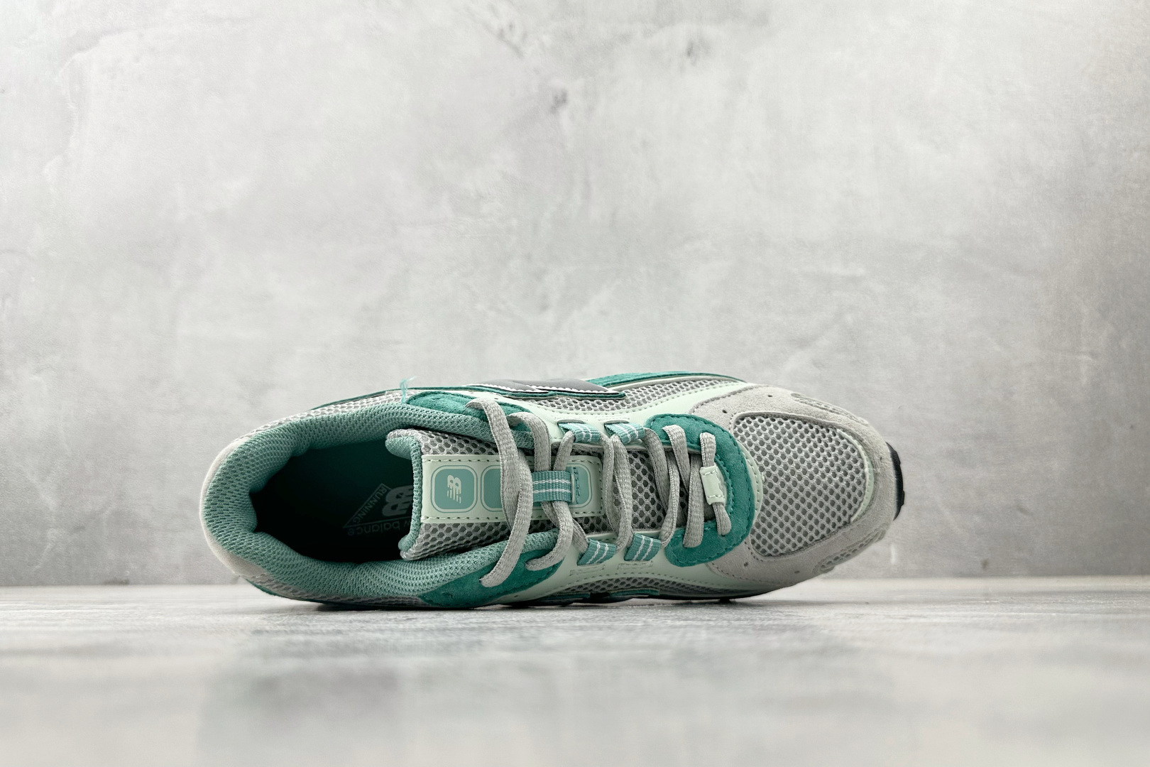 200 纯原出品 KITH × New Balance 204L 绿灰色 U204LKTA-Chinese UA Cheap High Quatity Brand Clothes Bags handbags Sneakers wholesale wholesaler seller from China Factory suppliers Fashion Clothing Shoes best Quality Beautiful Price 200 纯原出品 KITH × New Balance 204L 绿灰色 U204LKTA