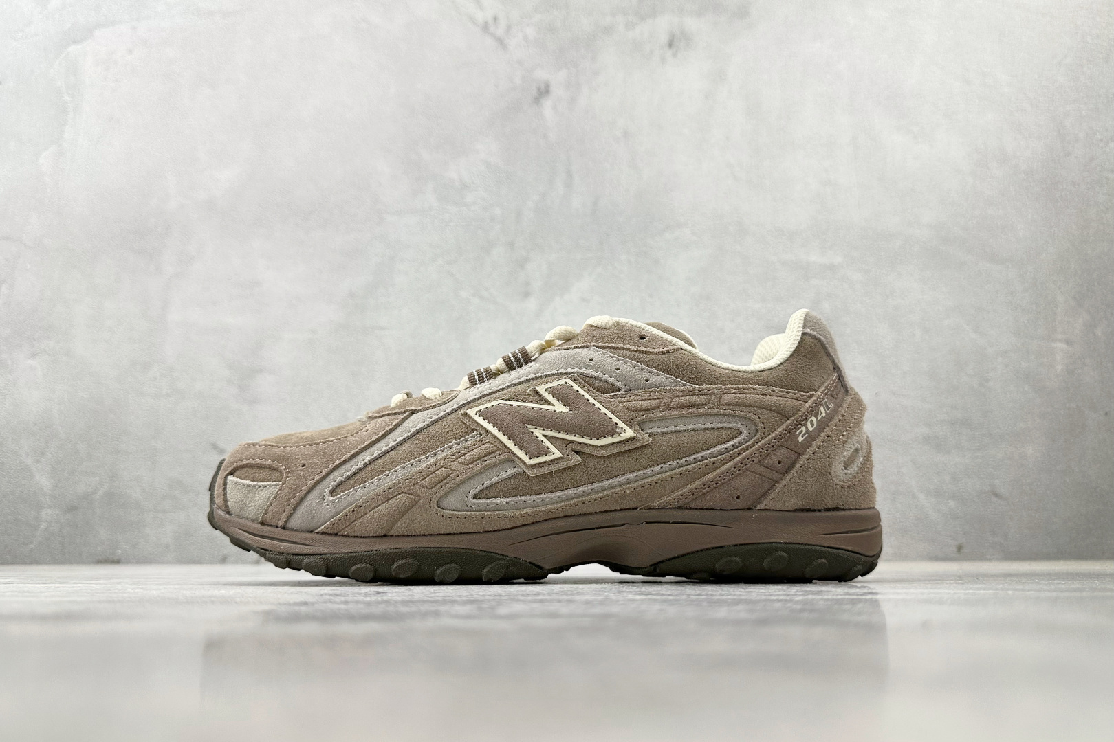 200 纯原出品 New Balance 204L 淡褐色 U204LMMA