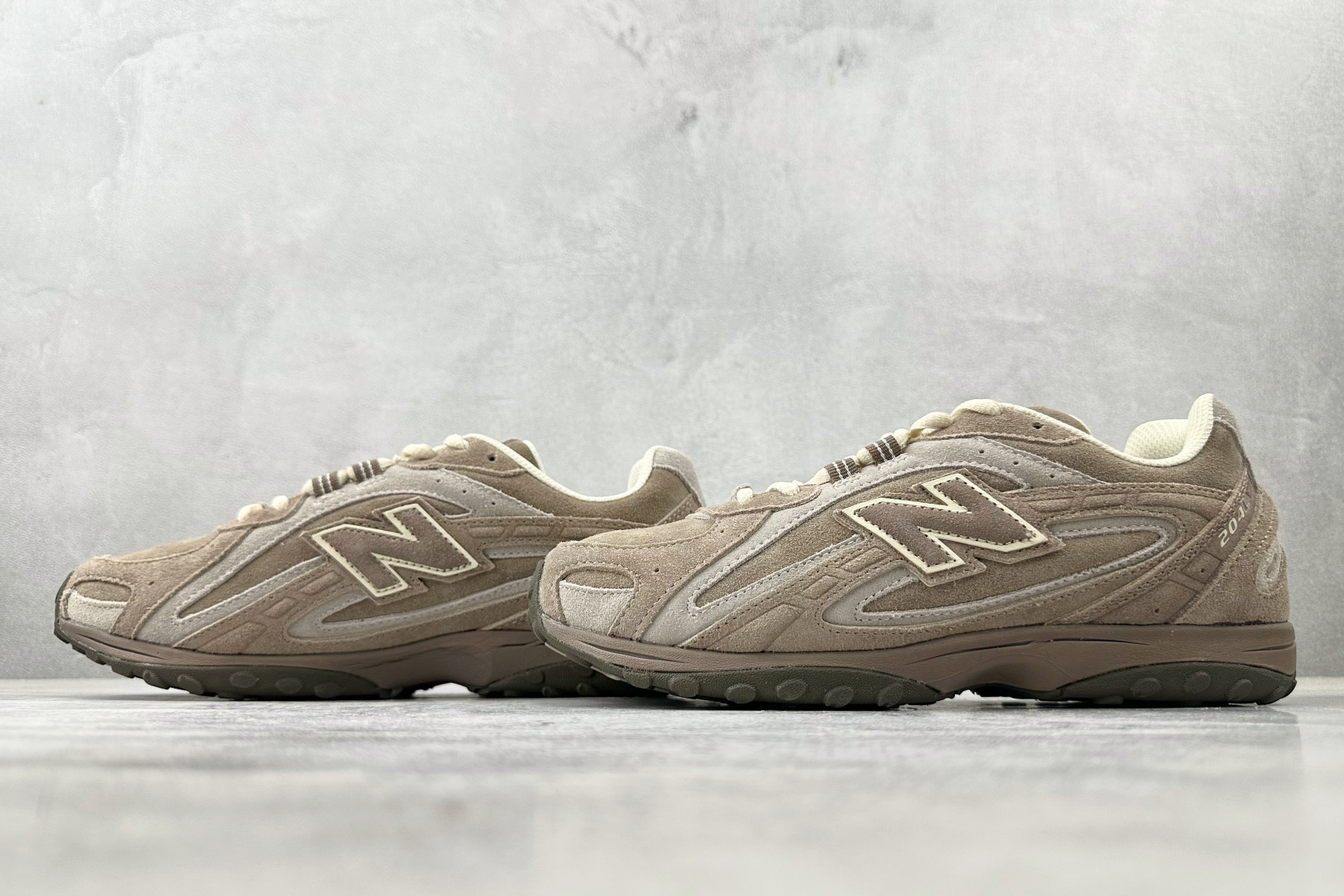 200 纯原出品 New Balance 204L 淡褐色 U204LMMA