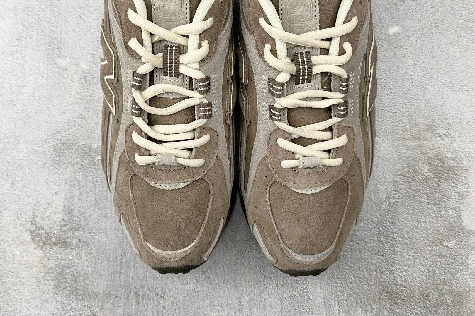 200 纯原出品 New Balance 204L 淡褐色 U204LMMA