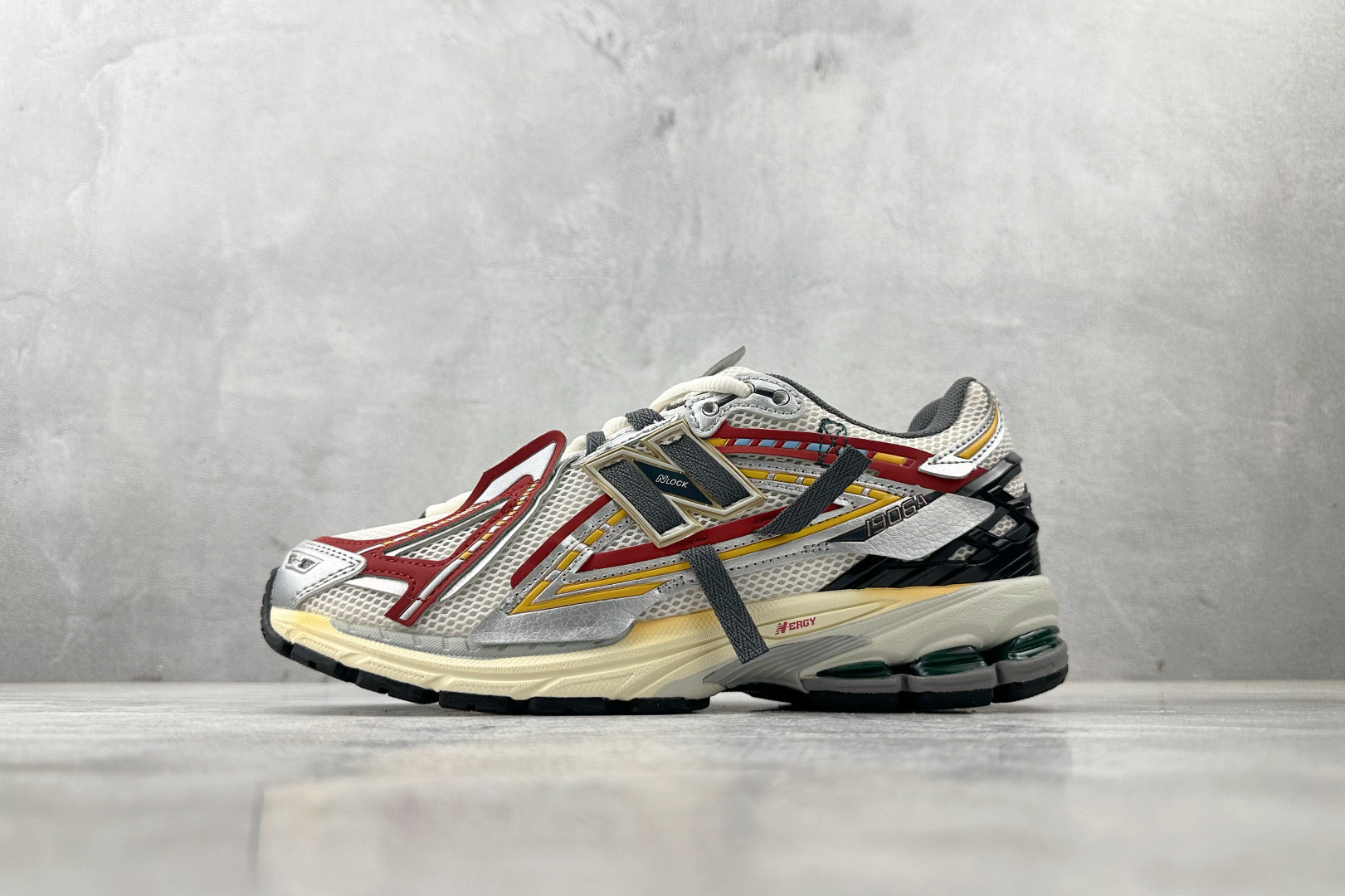 200 纯原出品 New Balance NB 1906A 灰银红 M1906ADE