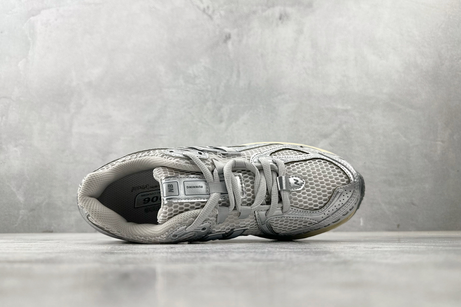 200 纯原出品 New Balance NB 1906R 银灰色 U1906RGC
