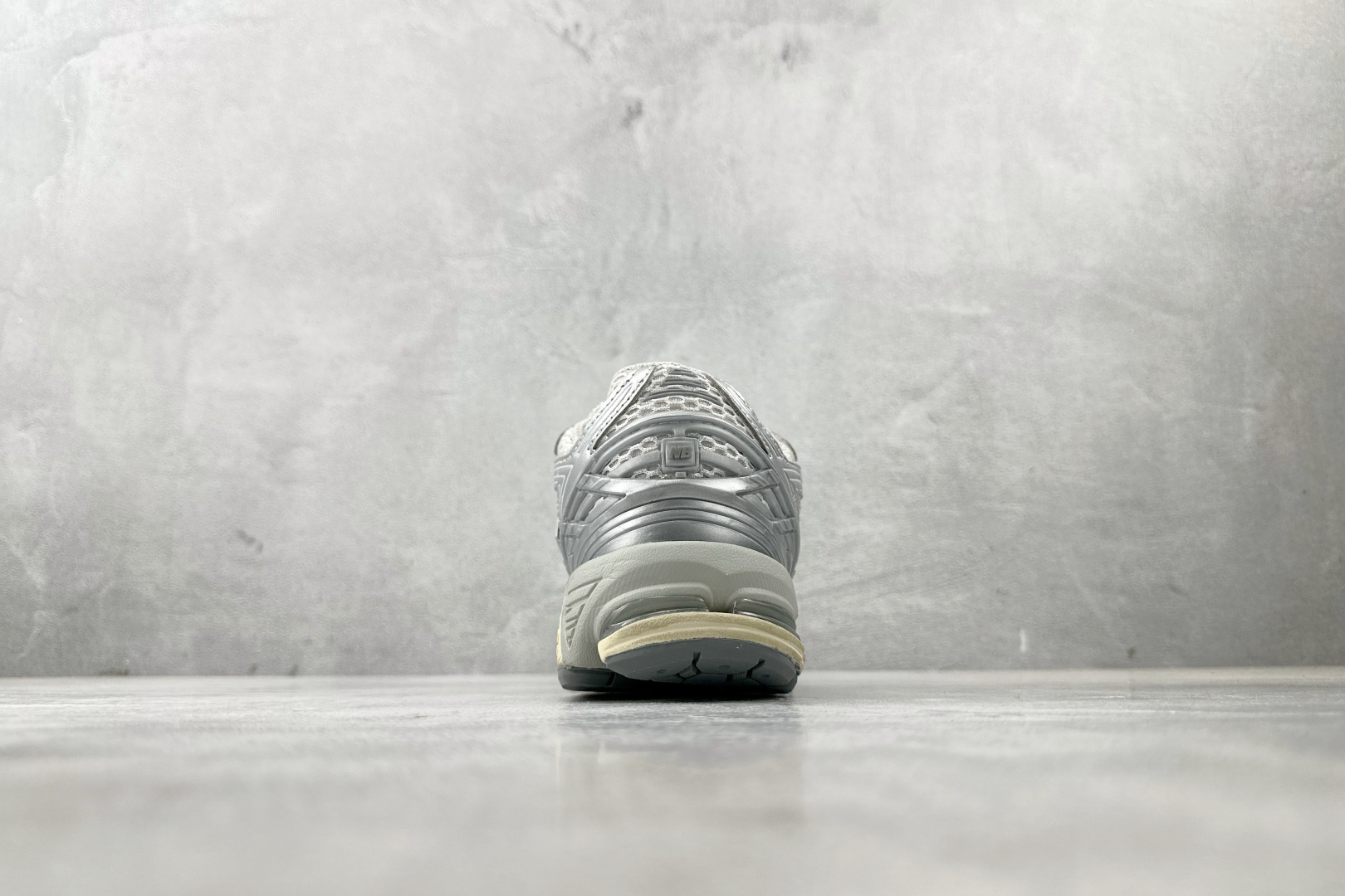 200 纯原出品 New Balance NB 1906R 银灰色 U1906RGC