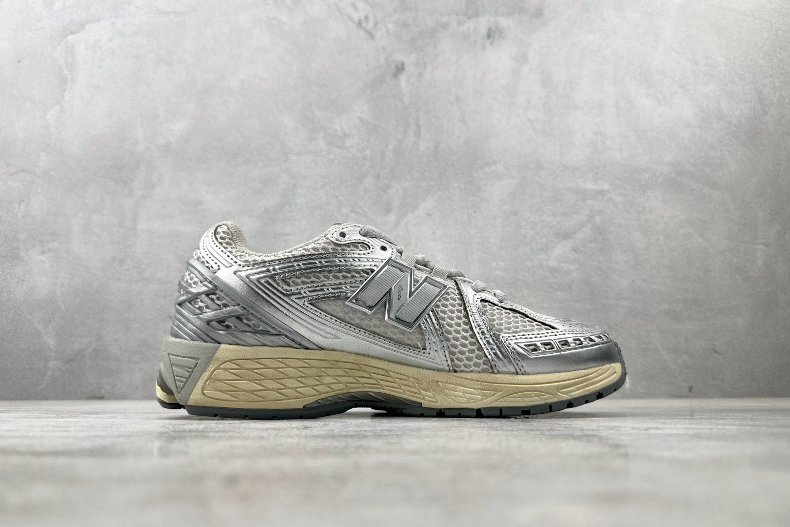 200 纯原出品 New Balance NB 1906R 银灰色 U1906RGC