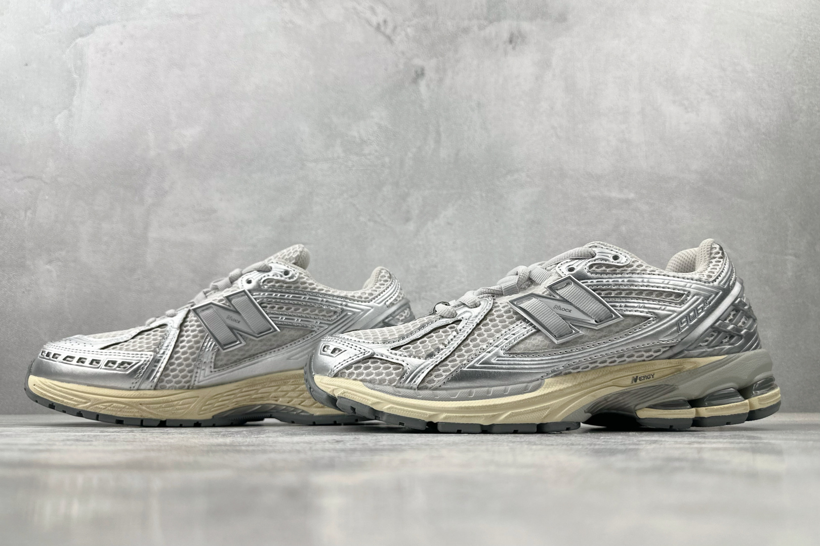 200 纯原出品 New Balance NB 1906R 银灰色 U1906RGC