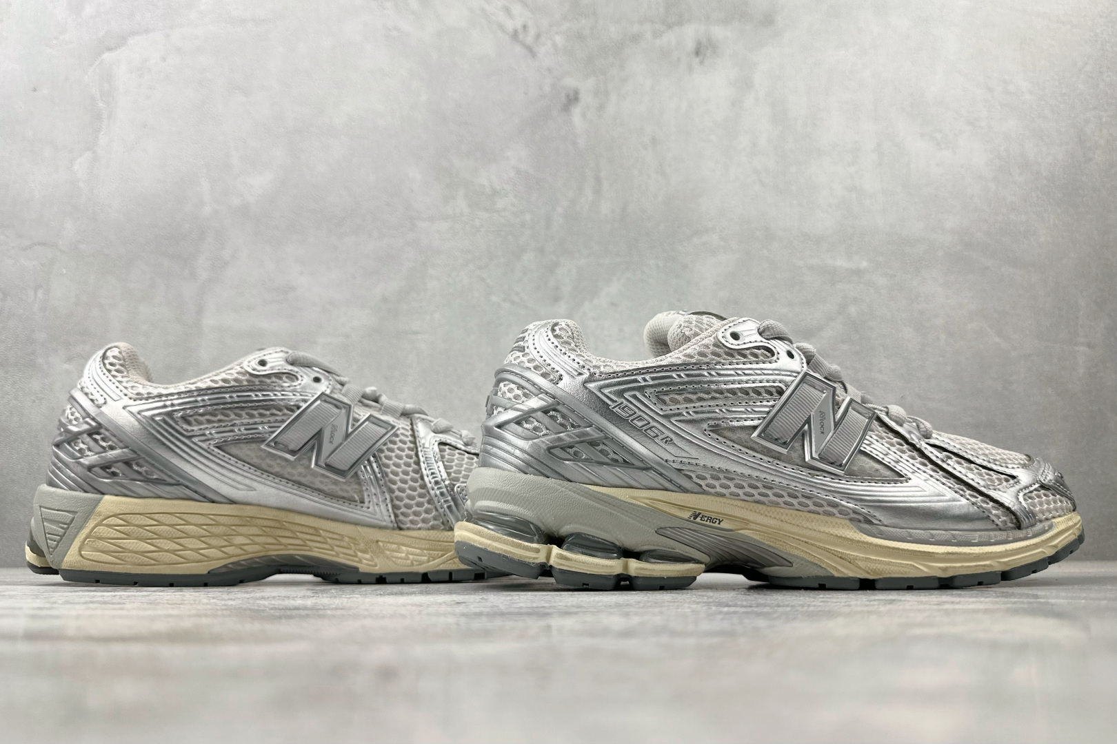 200 纯原出品 New Balance NB 1906R 银灰色 U1906RGC