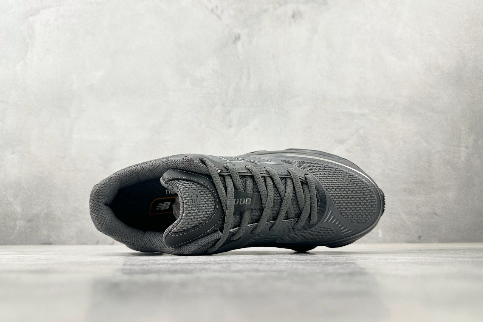 P240New Balance ABZORB 2000 灰色 U2000ETA