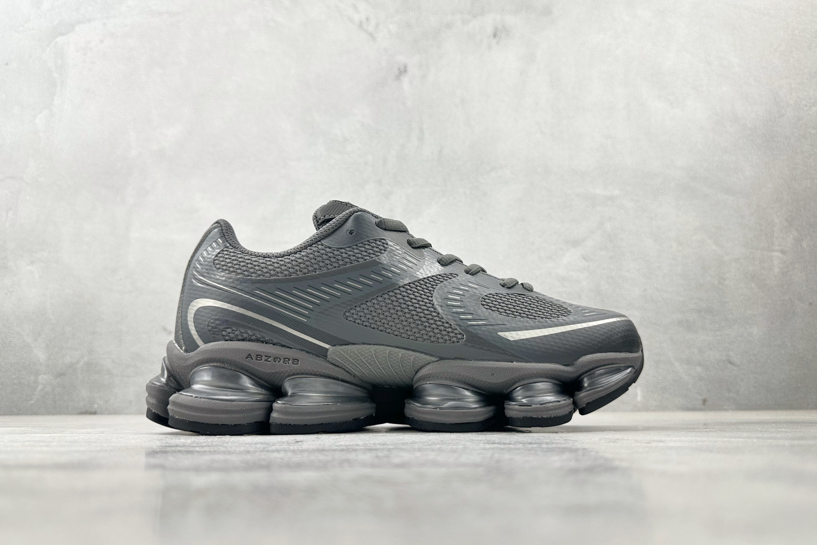 P240New Balance ABZORB 2000 灰色 U2000ETA