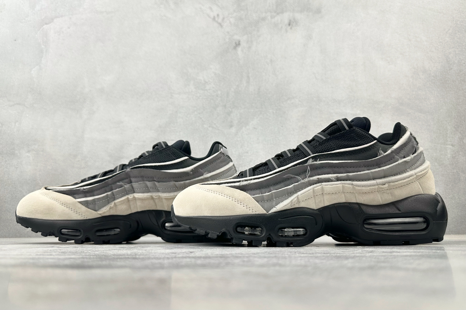 GX 本地顶级纯原 完美复刻 CDG × Nike Air Max 95 联名 黑白灰货号：CU8406