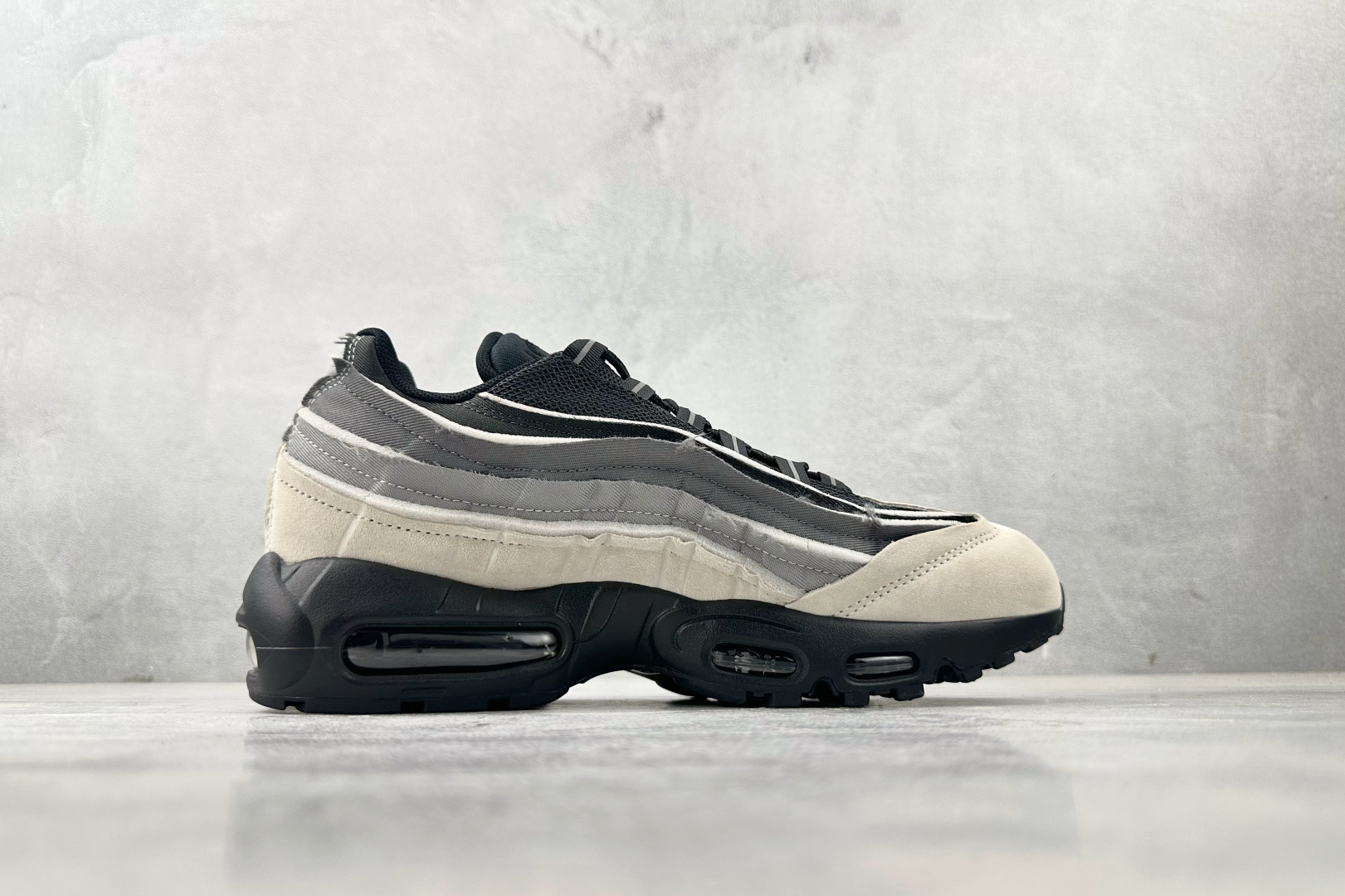GX 本地顶级纯原 完美复刻 CDG × Nike Air Max 95 联名 黑白灰货号：CU8406