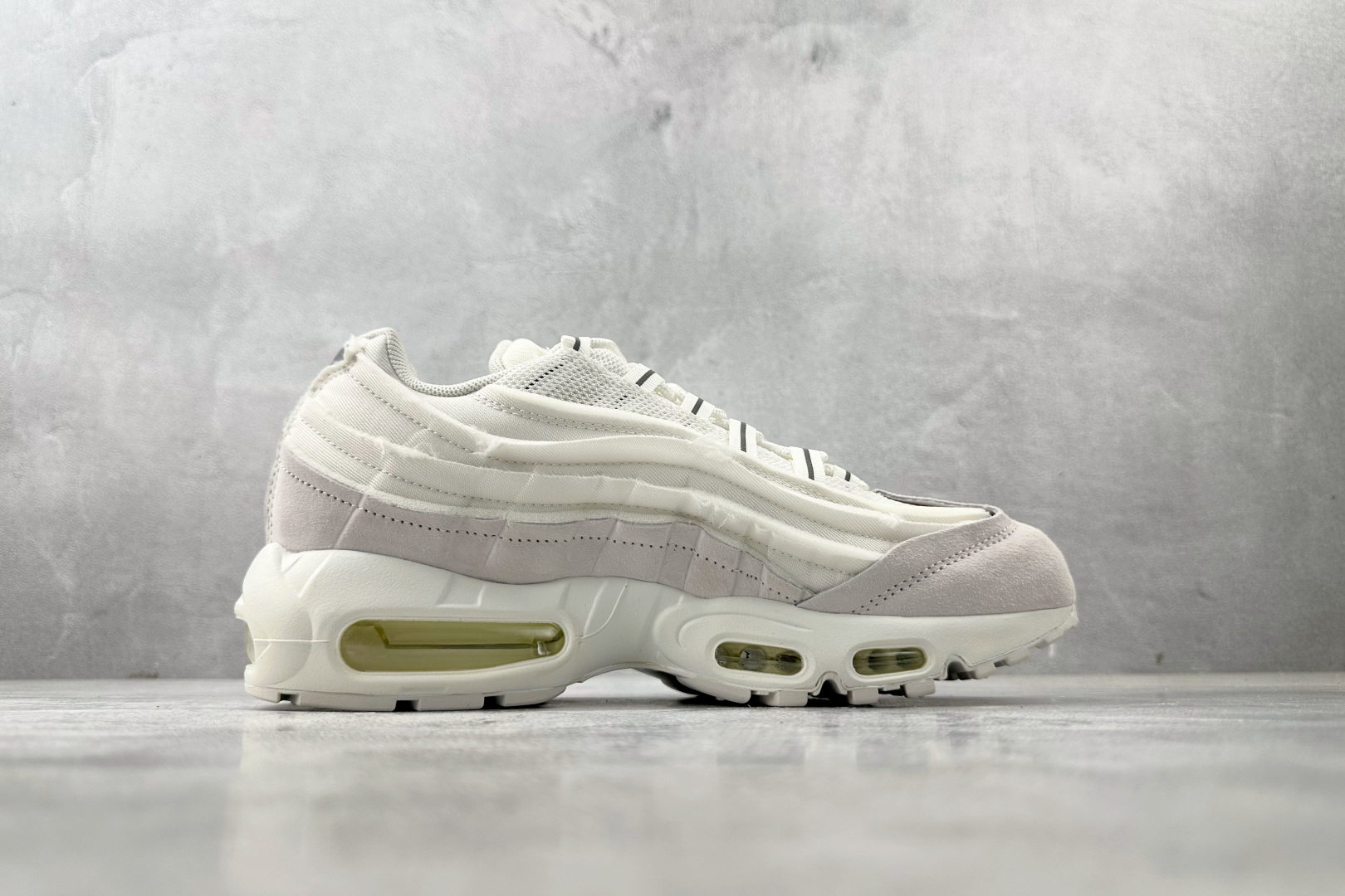 GX 本地顶级纯原 完美复刻 Nike Air Max 95 白色货号：CU8406-100尺码：36 
