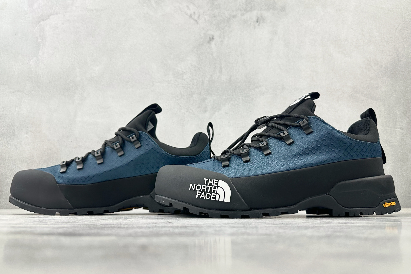 240 北面THE NORTH FACE GLENCLYFFE 蓝黑 NF0A817B-KOM 087