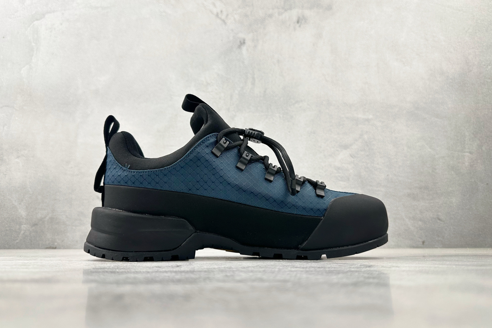 240 北面THE NORTH FACE GLENCLYFFE 蓝黑 NF0A817B-KOM 087