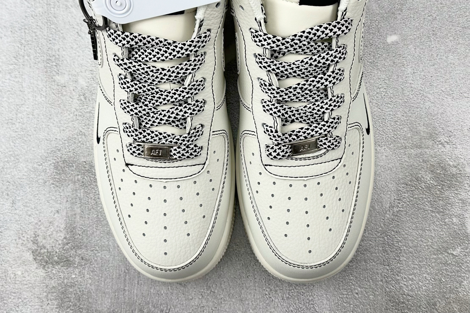 Nike Air Force 1 07 NIKE 联名 米白 CS5288-032