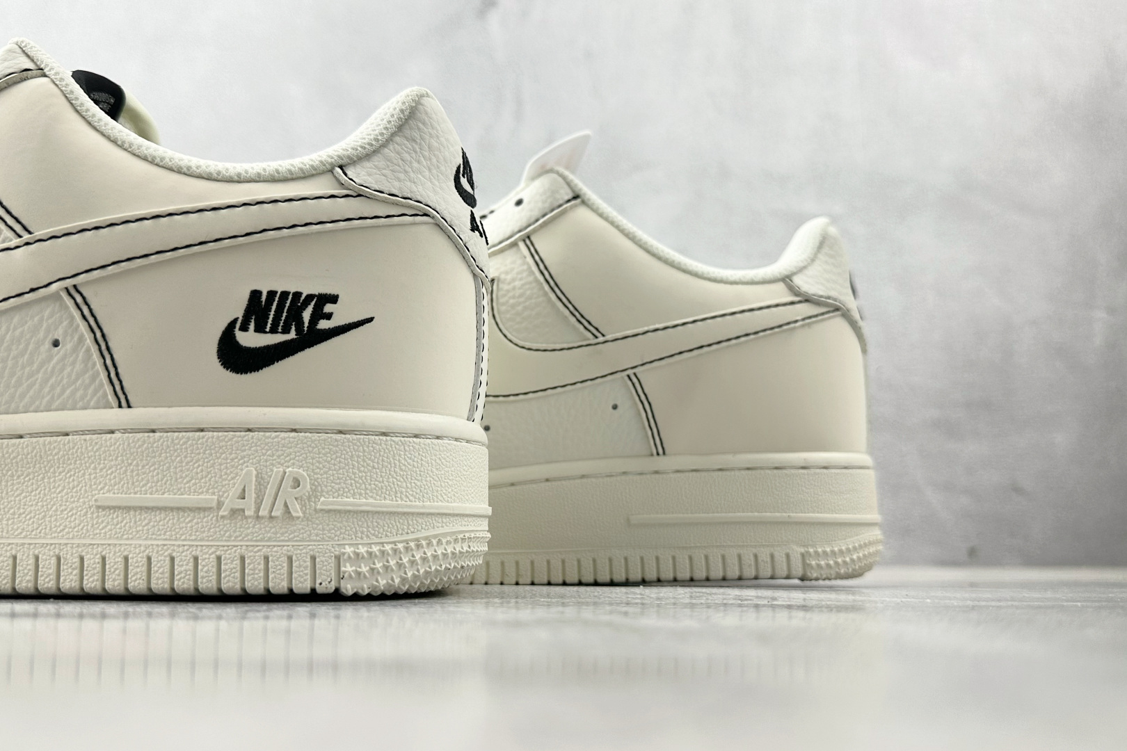 Nike Air Force 1 07 NIKE 联名 米白 CS5288-032