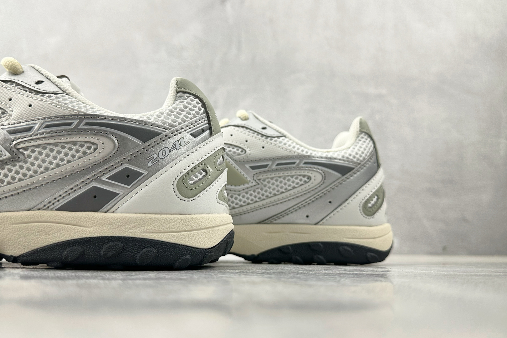 210 New Balance NB 204L 银白 U204LSWB